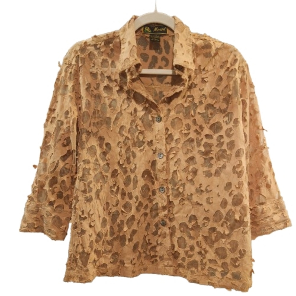 Mirasol Cream Tan Lace Button Down Shirt